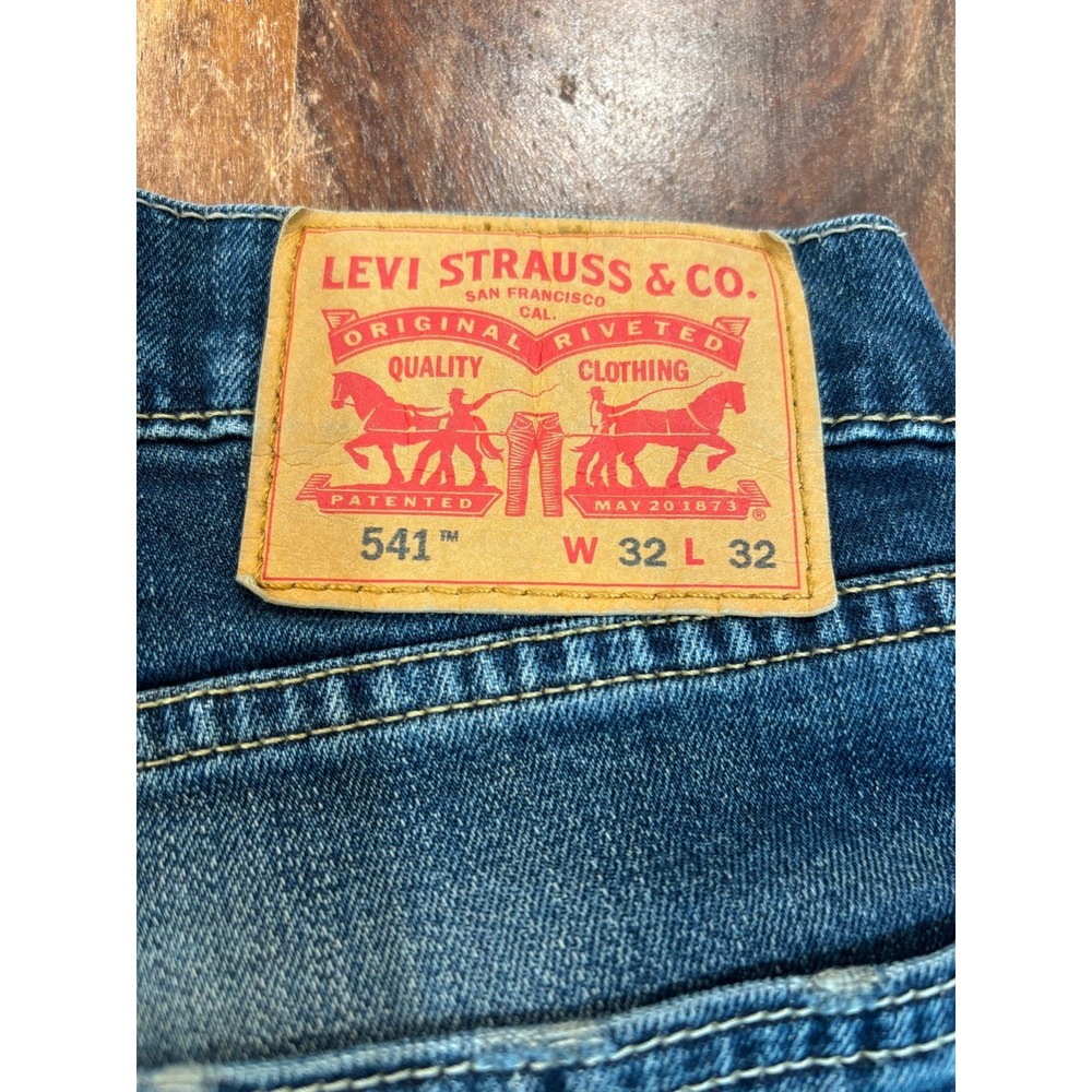 Levis 541 Athletic Taper Mens Jeans Blue Medium Wash Denim W32" L29.5" classic - Picture 3 of 16